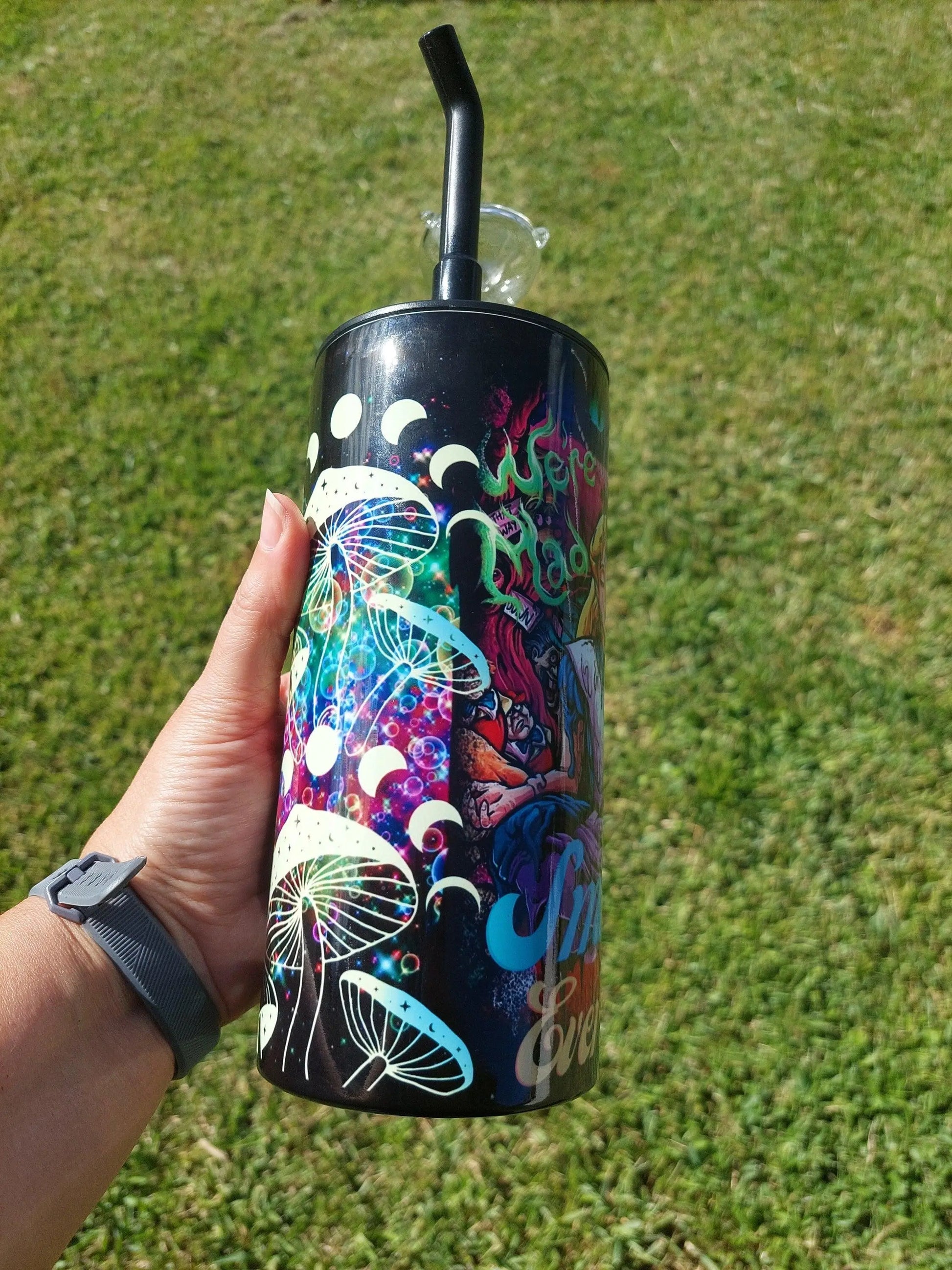 Hookah Tumbler with a Twisted Alice Smoke Everyday Design