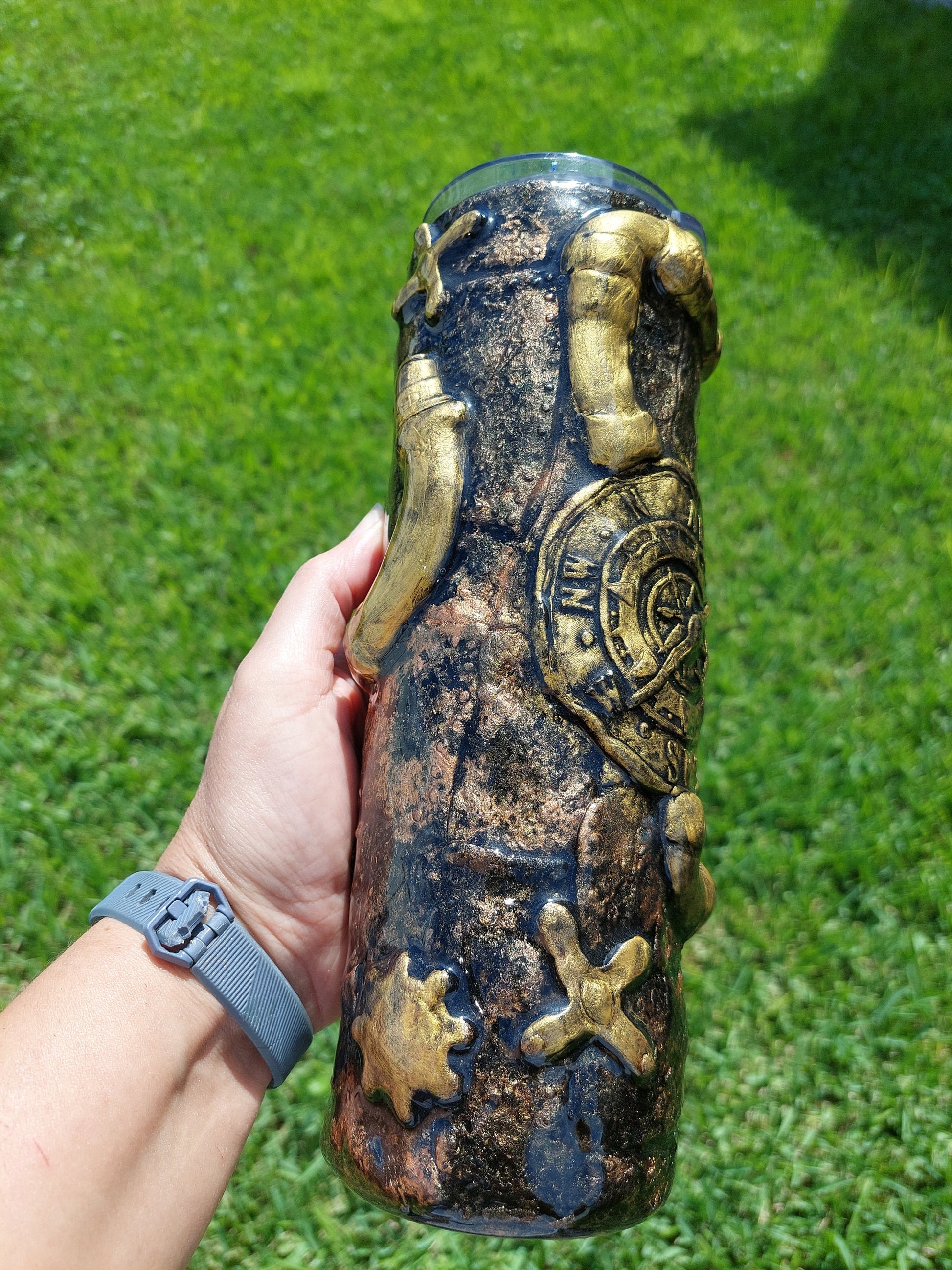 3D Epoxy Steampunk Gears and Compass Tumbler