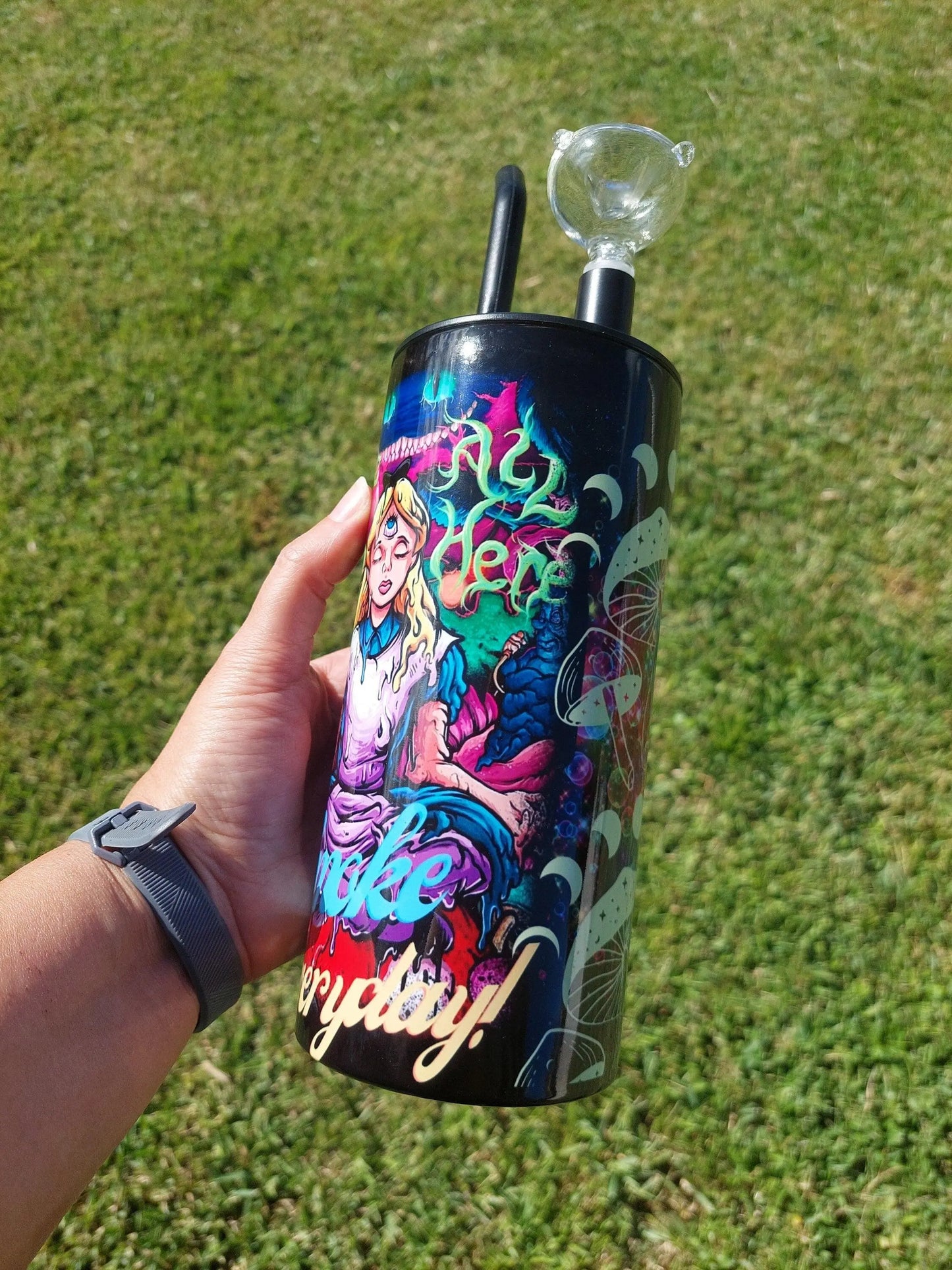 Hookah Tumbler with a Twisted Alice Smoke Everyday Design