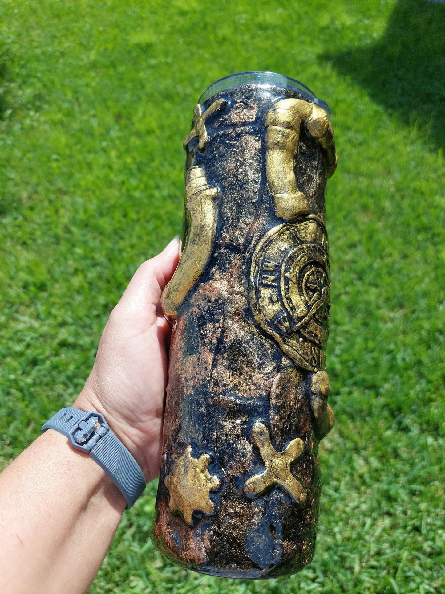 3D Epoxy Steampunk Gears and Compass Tumbler